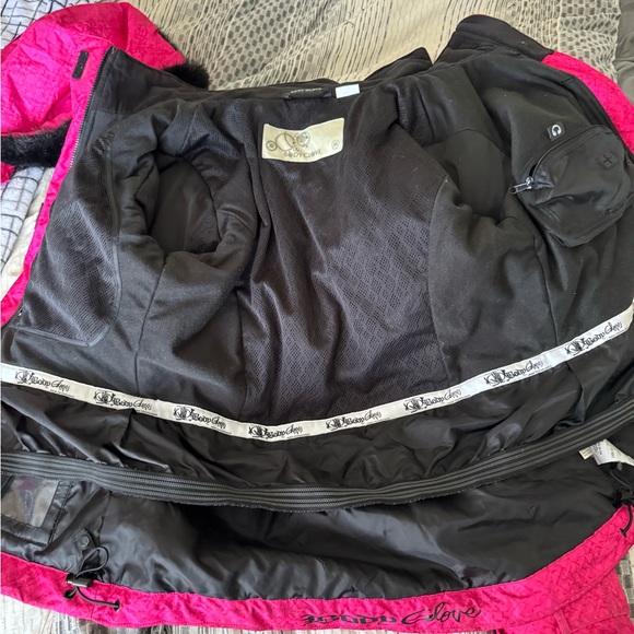 Body Glove Pink and Black Snow Jacket Women’s size Medium with Faux Fur Hood - Picture 5 of 16